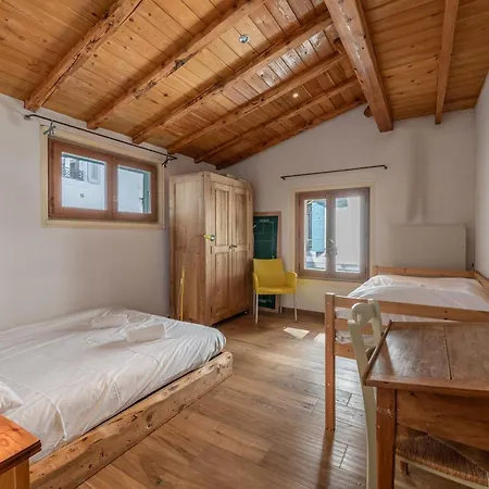 Apartment Spacious Loft On Pedestrian Street With Views