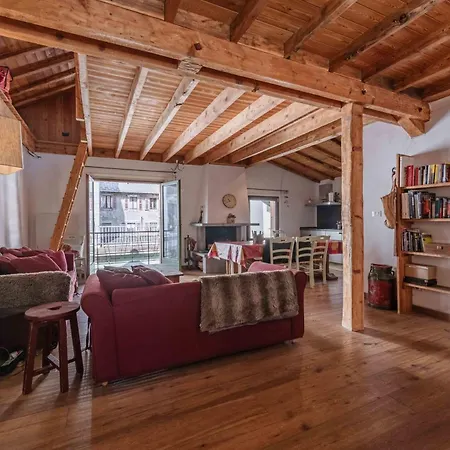 Spacieux Loft Rue Piétonne Et Vue Montagne