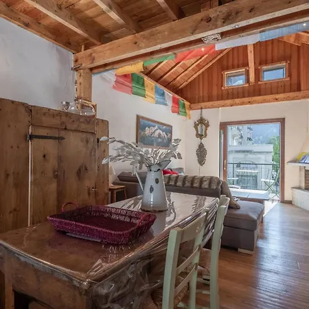 Apartment Spacious Loft On Pedestrian Street With Views